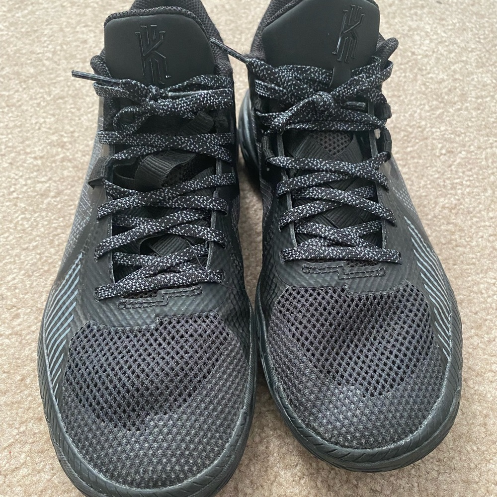 Kyrie Flytrap V - image 2